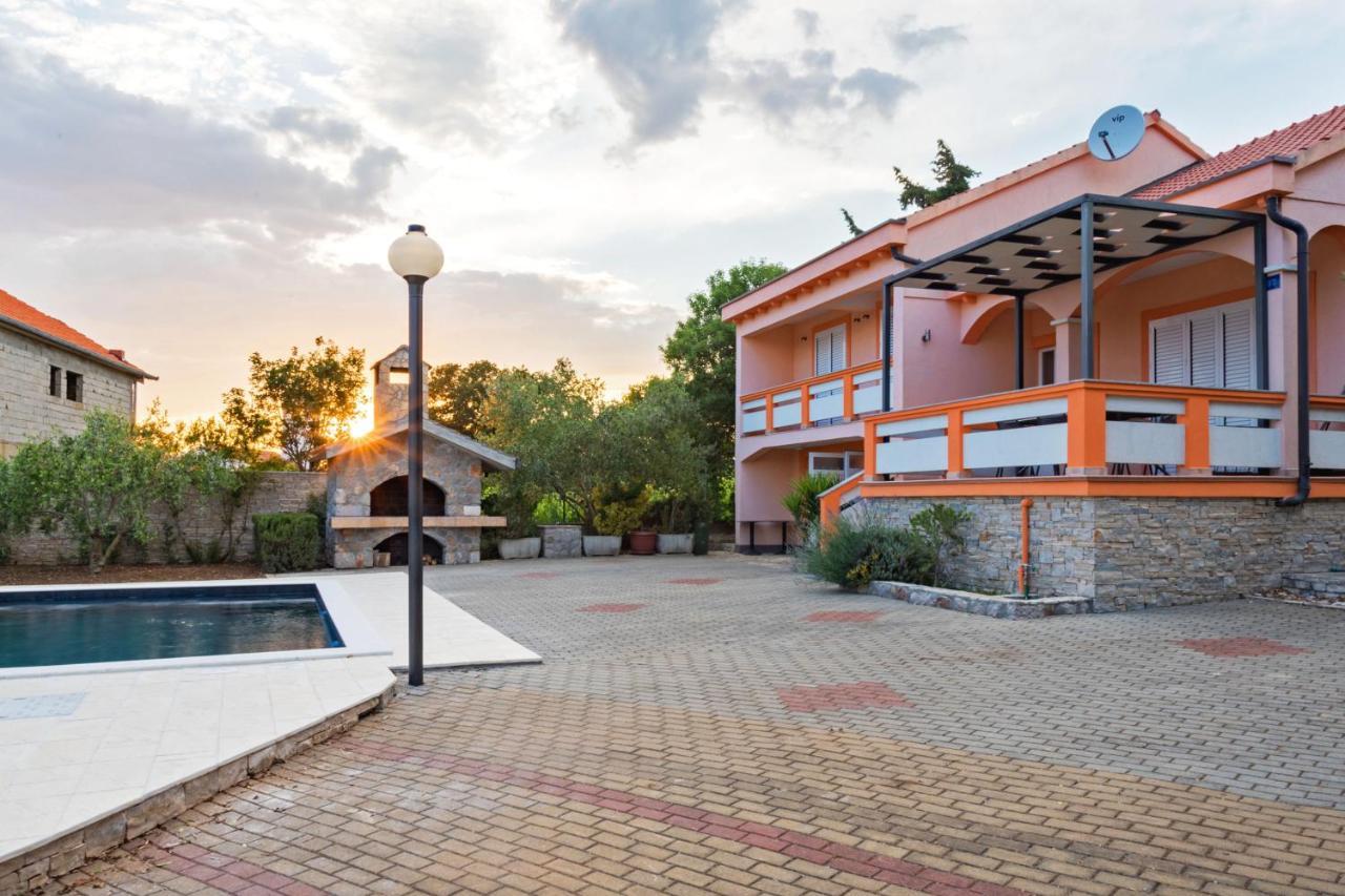 Holiday Home Antonio Dracevac Ninski Exteriér fotografie