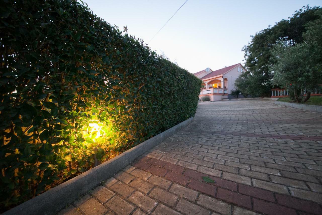 Holiday Home Antonio Dracevac Ninski Exteriér fotografie